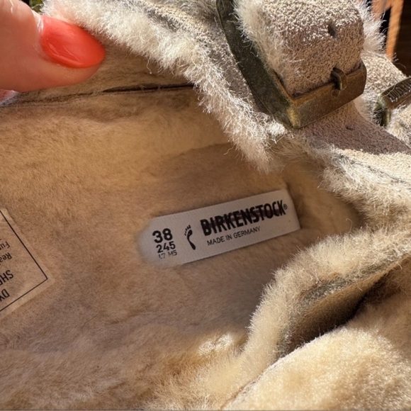 New Birkenstock Arizona Shearling Sandals in Taupe Suede 38 - Picture 8 of 13